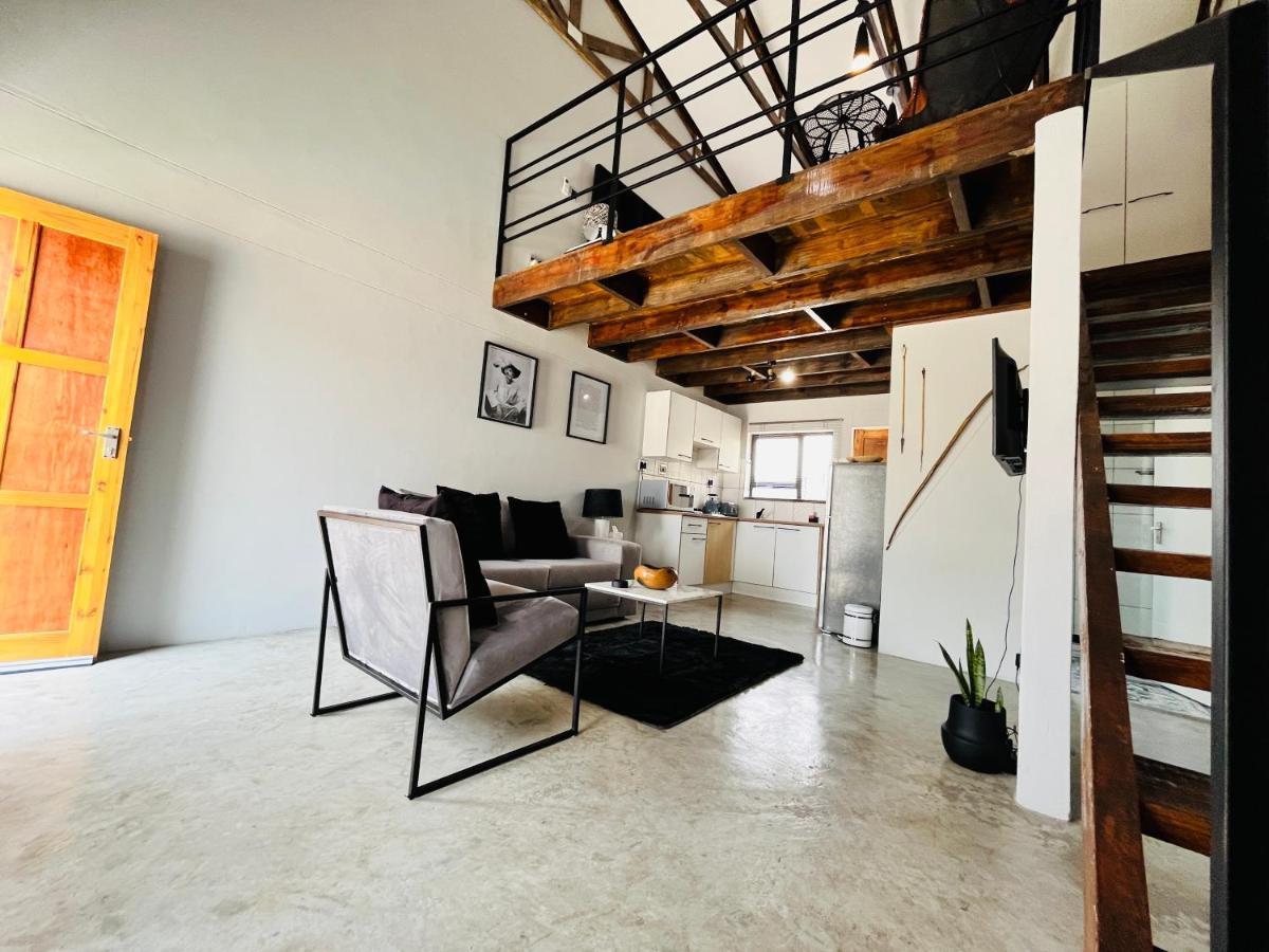 Kates Nest Guesthouse Oshakati Eksteriør bilde