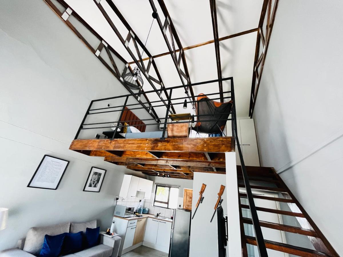 Kates Nest Guesthouse Oshakati Eksteriør bilde