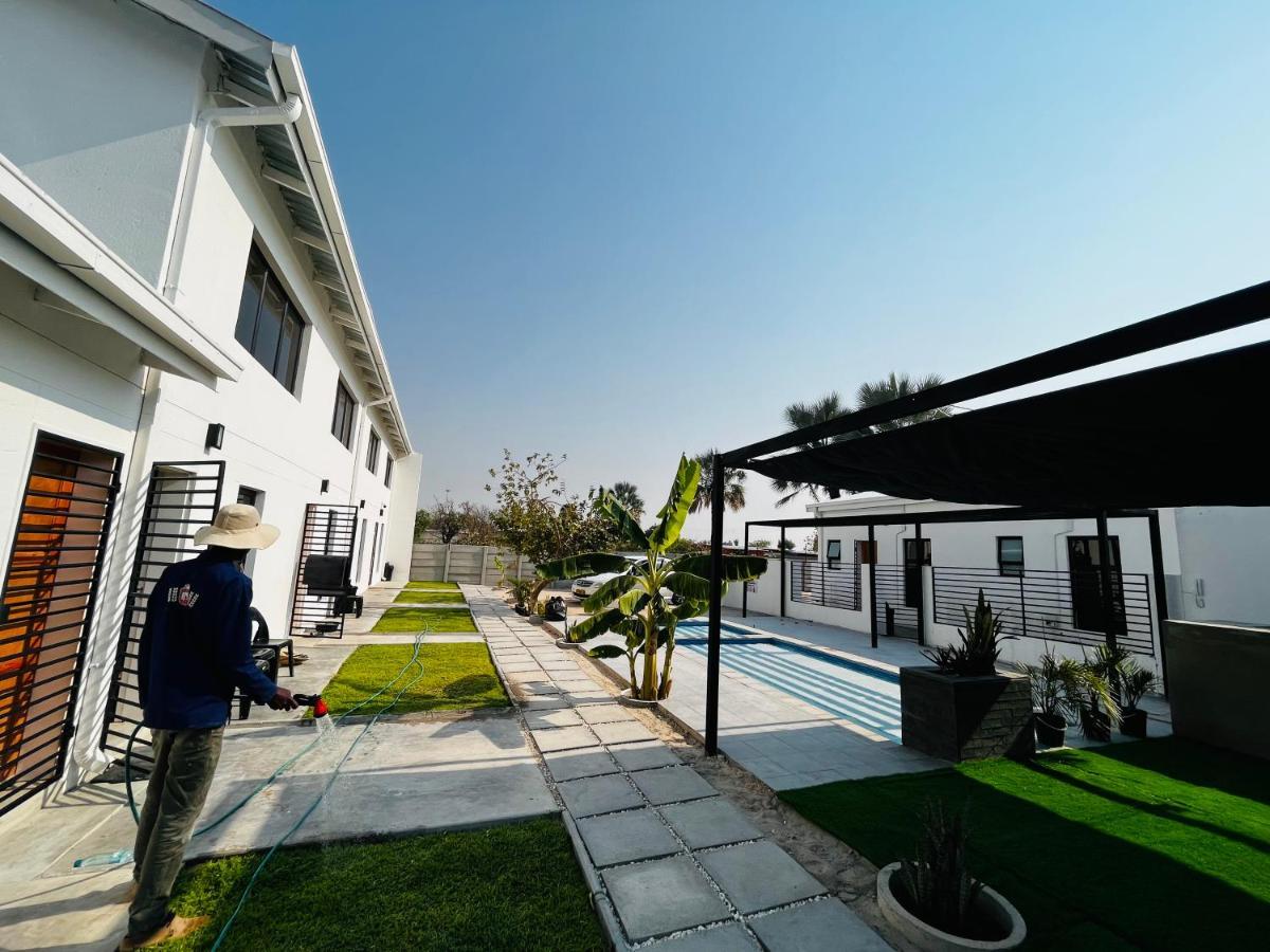Kates Nest Guesthouse Oshakati Eksteriør bilde